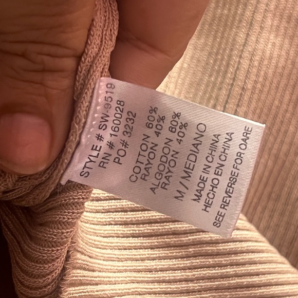 Immodel Rhinestone CUT Out Ribbed Top - Picture 3 of 5